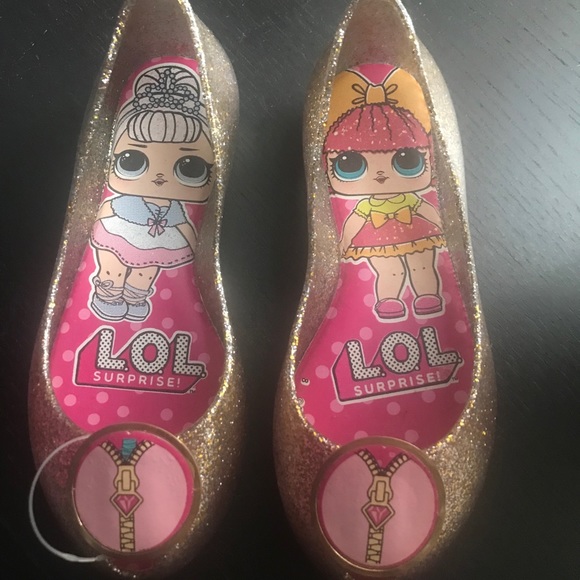 LOL Surprise doll accessories black sneakers